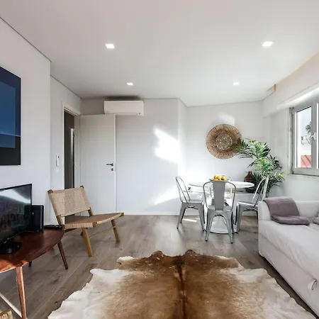 Central With Balcony Apartman