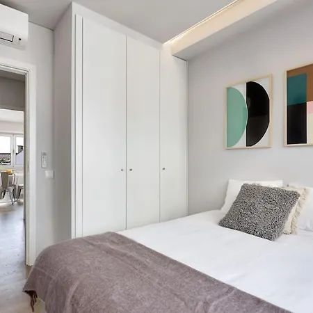 Central With Balcony *