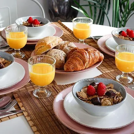 Central With Balcony Apartment Lissabon